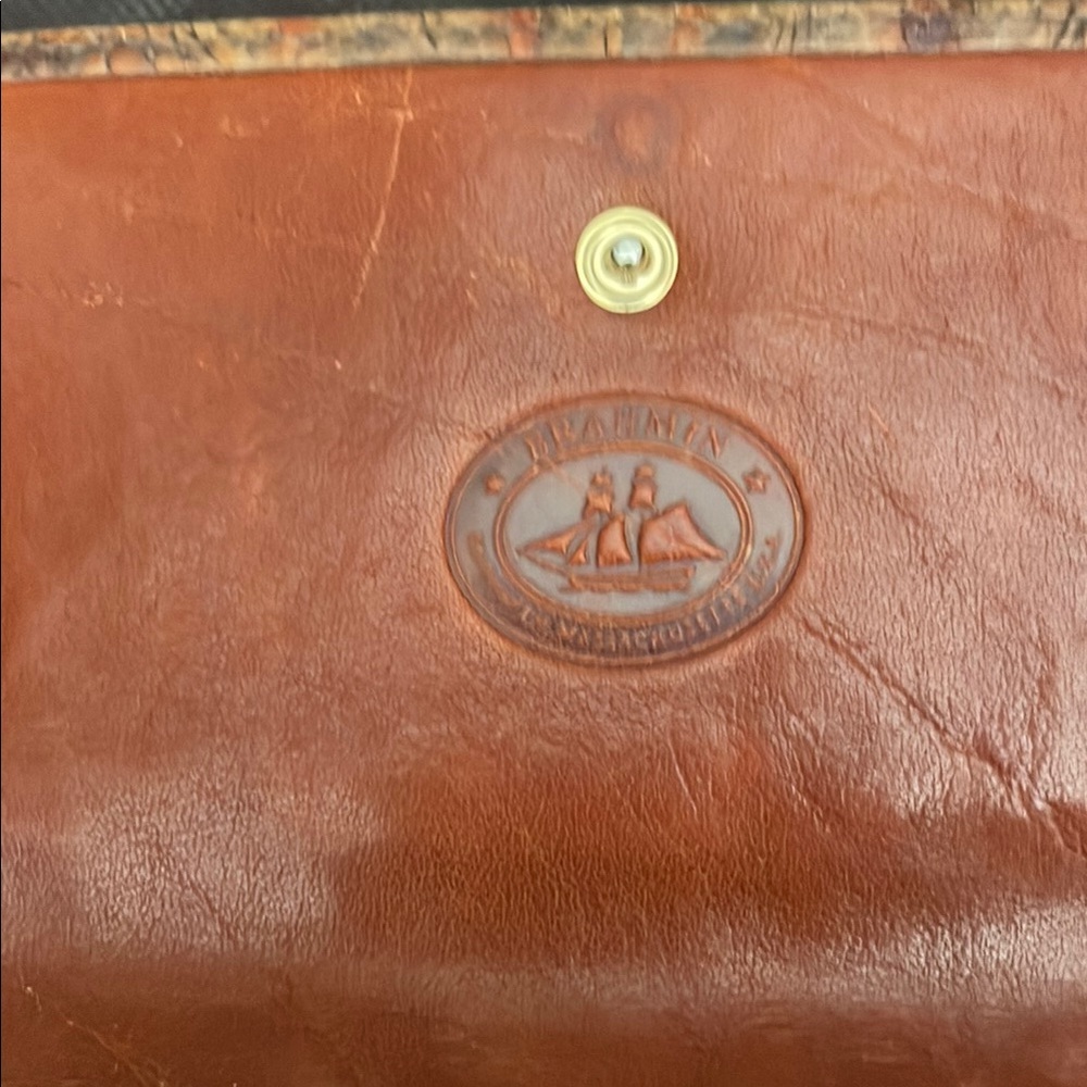 Vintage Brahmin Crocodile Embossed Wallet - Picture 2 of 7